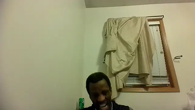 BadazzRXL online show from November 28, 2025, 2:45 am