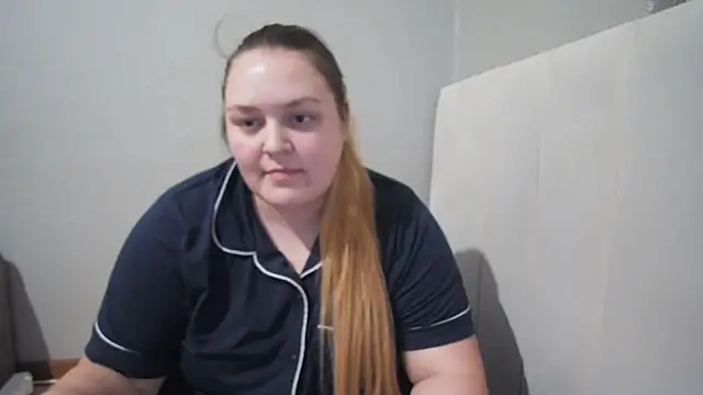 Snapshot of Neytjie chatting on March 6, 2026, 6:14 pm Neytjie online show from March 6, 2026, 6:14 pm