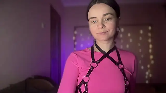 lanaloulou online show from September 20, 2025, 2:49 am