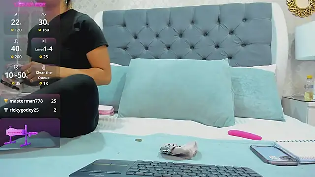 Snapshot of AlexiahCollinss chatting on March 12, 2025, 6:32 pm AlexiahCollinss online show from March 12, 2025, 6:32 pm