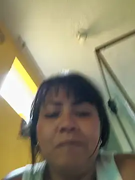 Snapshot of Ariana_Rodriguez chatting on June 2, 2026, 11:43 am Ariana Rodriguez online show from June 2, 2026, 11:43 am
