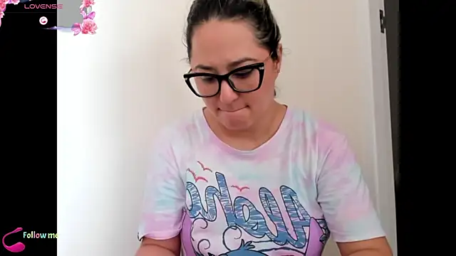 Shaday sm1th online show from March 13, 2026, 2:33 pm