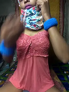 Cutesoma01 online show from November 28, 2025, 4:18 pm