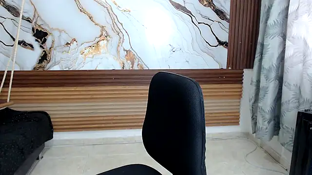 nanis milf online show from October 31, 2025, 2:35 pm