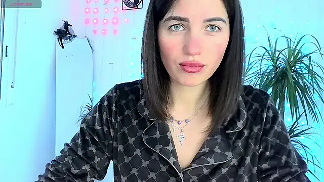 Snapshot of neferutt chatting on November 20, 2025, 11:00 am neferutt online show from November 20, 2025, 11:00 am