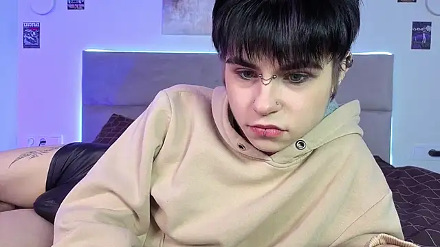 Alex Vallley online show from December 20, 2025, 11:07 pm