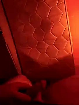 hardlinesex online show from December 16, 2025, 3:33 am