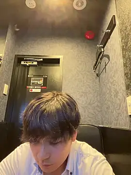 Snapshot of waka3232 chatting on April 30, 2026, 10:55 am waka3232 online show from April 30, 2026, 10:55 am