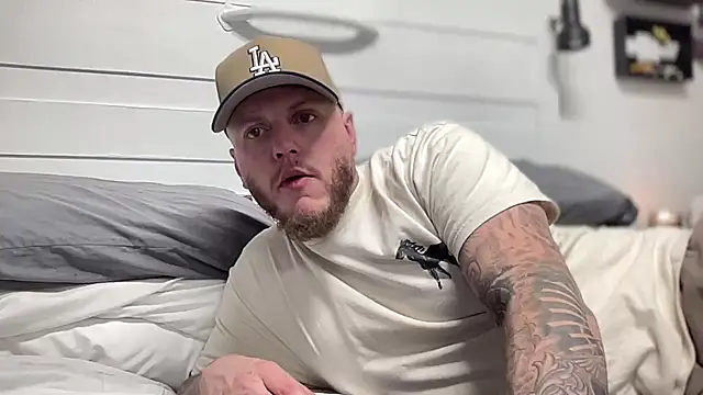 Thegreatwhitepipe online show from November 14, 2025, 9:46 am