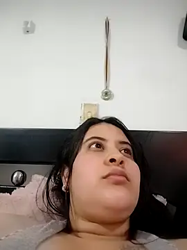 mialorents online show from February 2, 2026, 11:48 pm