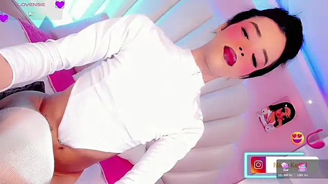 Nina Keyli online show from March 7, 2026, 8:03 pm