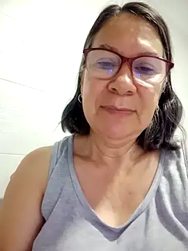 victoria wayne online show from April 4, 2026, 9:27 am