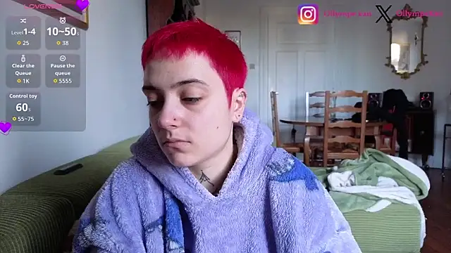 OllympeKaii online show from April 18, 2026, 5:54 am