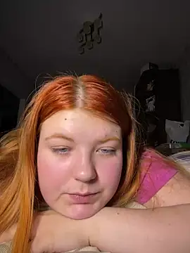 Snapshot of Dreamy_Desire chatting on March 21, 2025, 8:50 pm Dreamy Desire online show from March 21, 2025, 8:50 pm