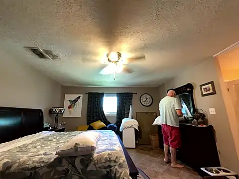 superbearboss online show from March 12, 2026, 5:39 pm