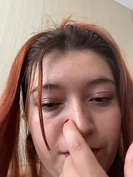Snapshot of Karina_Leon chatting on May 29, 2026, 7:20 pm Karina Leon online show from May 29, 2026, 7:20 pm