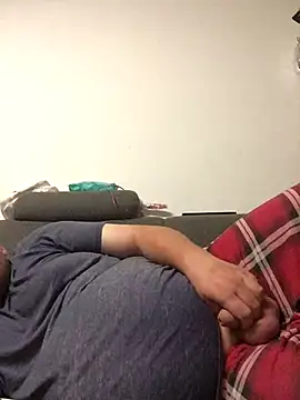 Derbaer1990 online show from September 19, 2025, 7:40 pm