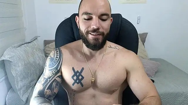 Isaac Carter online show from October 8, 2025, 11:01 am