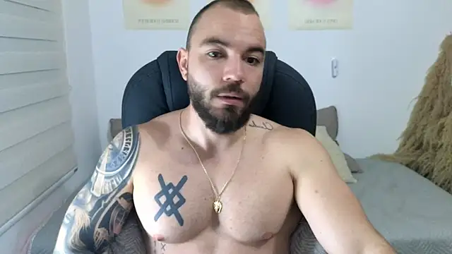 Isaac Carter online show from November 26, 2025, 11:10 am