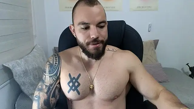 Isaac Carter online show from October 6, 2025, 11:11 am