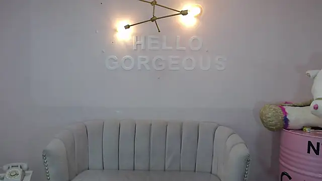 Snapshot of Elody_a_ chatting on March 20, 2025, 9:48 am Elody a online show from March 20, 2025, 9:48 am