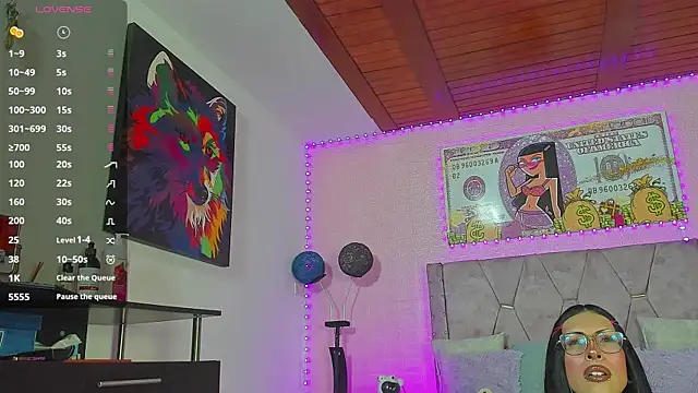 verodaza online show from November 3, 2025, 11:19 pm