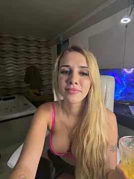 Snapshot of AngelBarbie_ chatting on April 29, 2026, 10:38 pm AngelBarbie online show from April 29, 2026, 10:38 pm