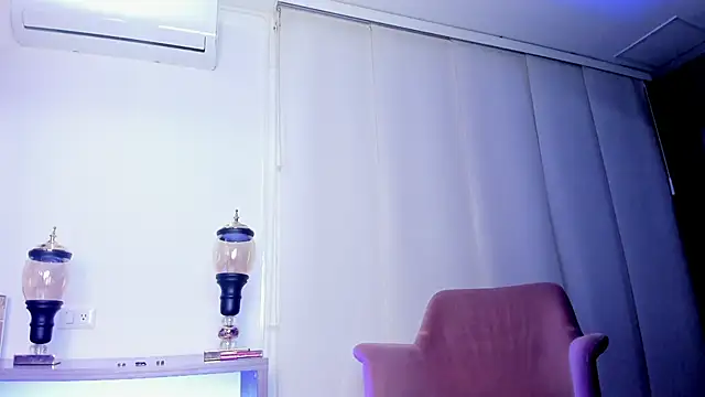  charlottemiller online show from March 12, 2025, 2:45 pm