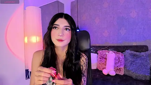 Snapshot of Hi_Soyfer chatting on March 18, 2025, 1:34 pm Hi Soyfer online show from March 18, 2025, 1:34 pm