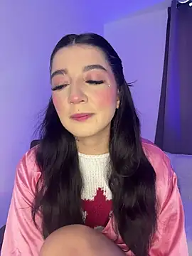 Snapshot of Hi_Soyfer chatting on January 13, 2026, 7:07 pm Hi Soyfer online show from January 13, 2026, 7:07 pm