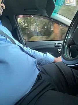 dam-her-boy online show from December 15, 2025, 12:00 pm