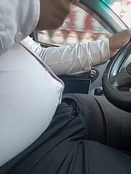 dam-her-boy online show from September 30, 2025, 3:12 am