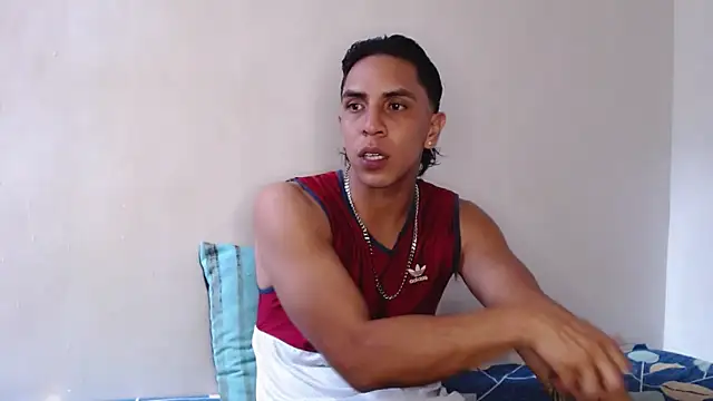 Monkey uchiha777 online show from March 28, 2026, 5:25 pm