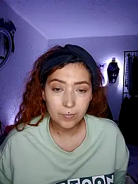 Luz delunaa online show from March 12, 2025, 2:52 am