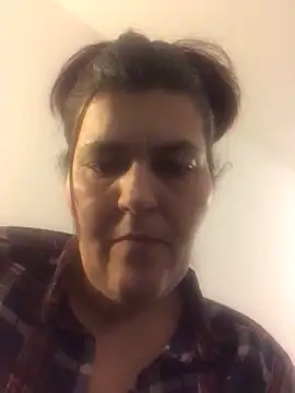 Curvy-Essex-Milf online show from March 8, 2025, 7:09 pm