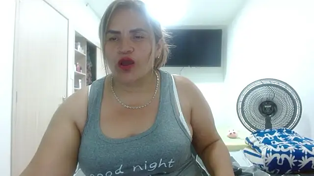 Milena Foox online show from March 4, 2026, 4:20 am