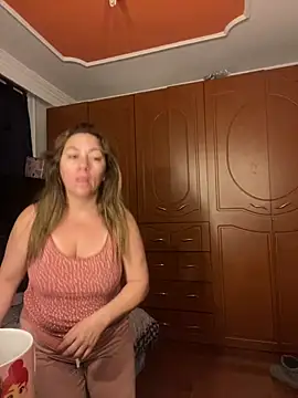 Luna-nevada online show from February 20, 2026, 10:28 am