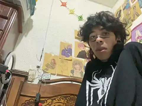 kirito kun online show from April 10, 2026, 7:04 am