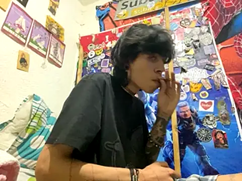 Snapshot of kirito_kun chatting on November 25, 2025, 5:30 am kirito kun online show from November 25, 2025, 5:30 am