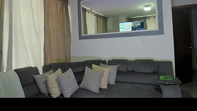 Snapshot of boys_blackandwhite chatting on April 4, 2026, 8:48 pm boys blackandwhite online show from April 4, 2026, 8:48 pm
