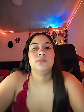 esmeralda jadees online show from May 23, 2026, 1:26 am
