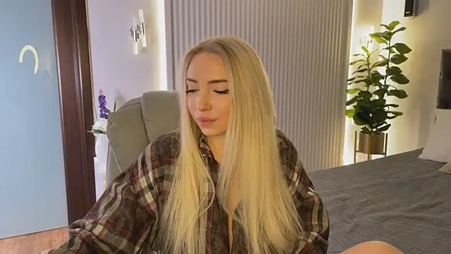 OhMyEmma online show from November 19, 2025, 1:16 am