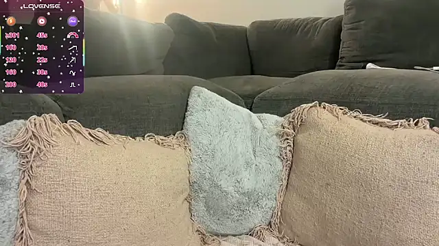 Snapshot of krystenxox chatting on October 17, 2025, 11:12 am krystenxox online show from October 17, 2025, 11:12 am