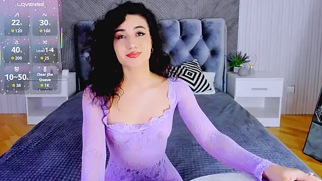 Maya Rogerss online show from November 29, 2025, 2:39 pm