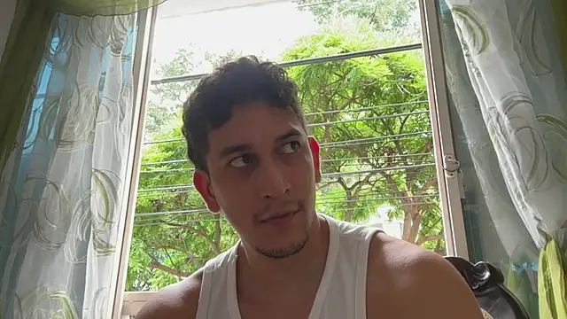 chicoinhibido online show from April 1, 2026, 5:21 pm