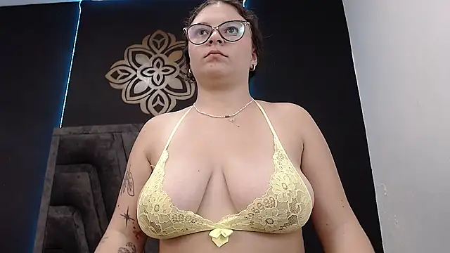 Snapshot of Arya_stones chatting on March 22, 2025, 9:34 am Arya stones online show from March 22, 2025, 9:34 am