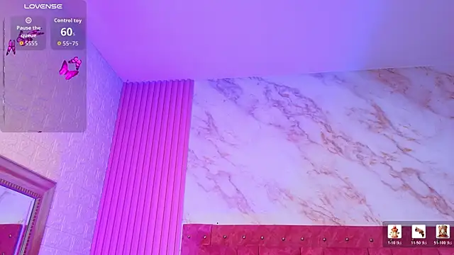 goldilockss15 online show from April 13, 2026, 11:25 am