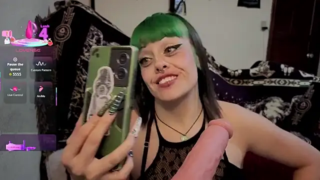 Snapshot of freyaa_sorcerees chatting on February 3, 2026, 2:53 am freyaa sorcerees online show from February 3, 2026, 2:53 am