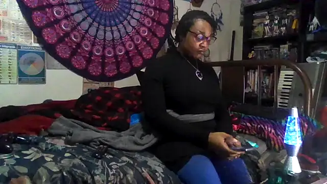 GardeniaFields online show from December 3, 2025, 6:36 am