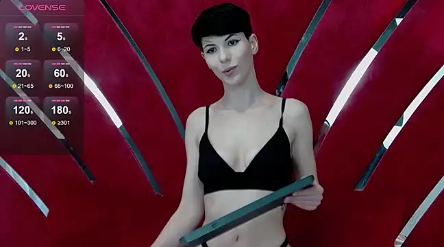 Snapshot of Roxxy_Rouge chatting on March 15, 2025, 11:39 pm Roxxy Rouge online show from March 15, 2025, 11:39 pm